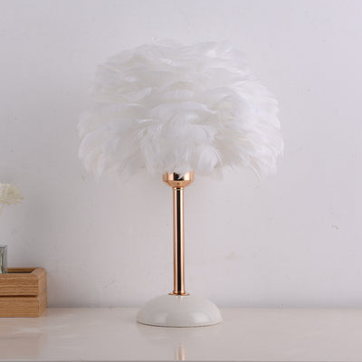 Lampe de table ronde contemporaine nordique en plume, fer et céramique à 1 lumière pour chambre et salon 