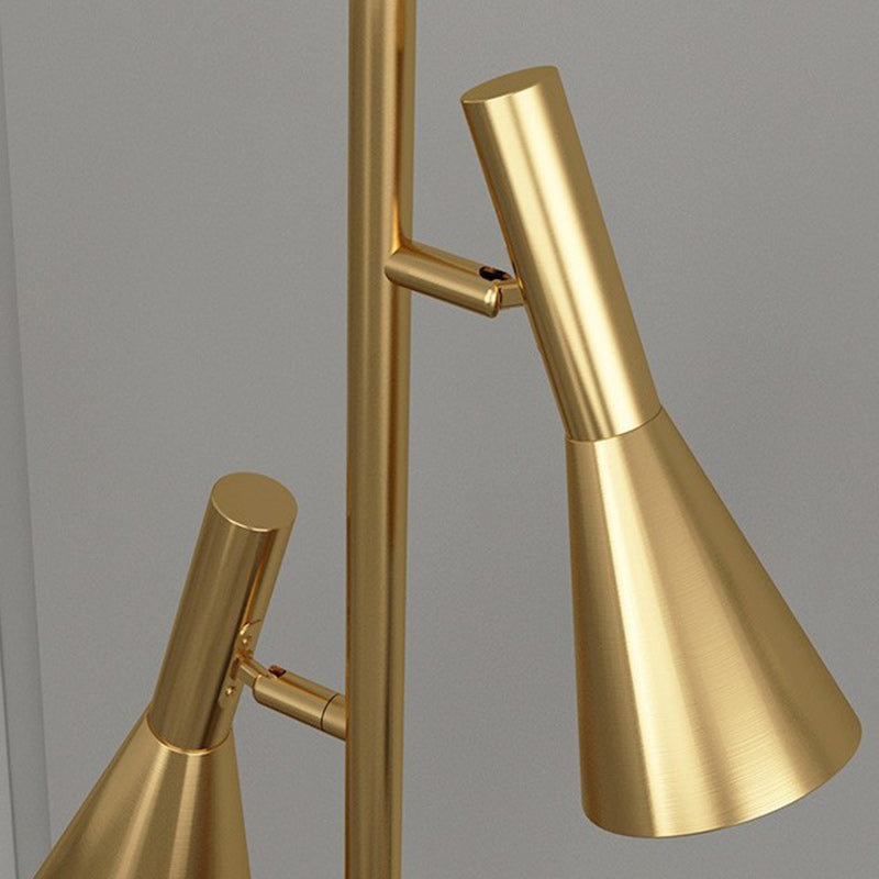 Lampe de sol contemporaine nordique en fer et marbre cône à 2 lumières avec angle réglable pour chambre et salon 