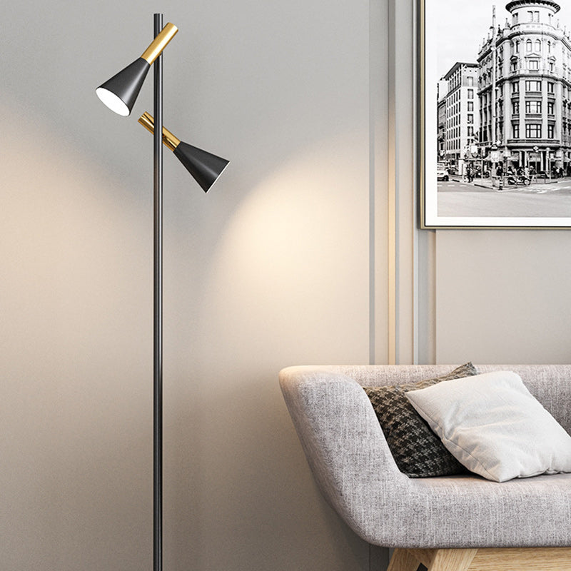 Lampe de sol contemporaine nordique en fer et marbre cône à 2 lumières avec angle réglable pour chambre et salon 