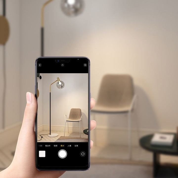 Lampe de sol contemporaine nordique en fer, marbre et verre rond à 1 lumière avec tête réglable pour salon et chambre 
