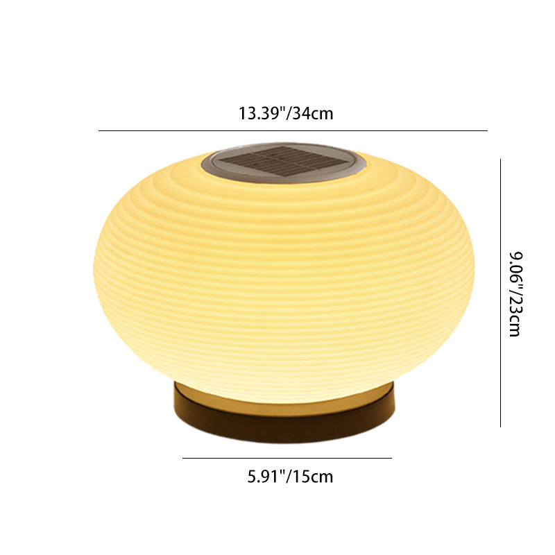 Lumière extérieure moderne minimaliste PE ovale à LED solaire et étanche pour jardin et patio 