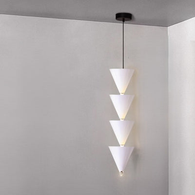 Suspension LED en métal et acrylique en forme de sablier conique nordique contemporain pour chambre et salon 