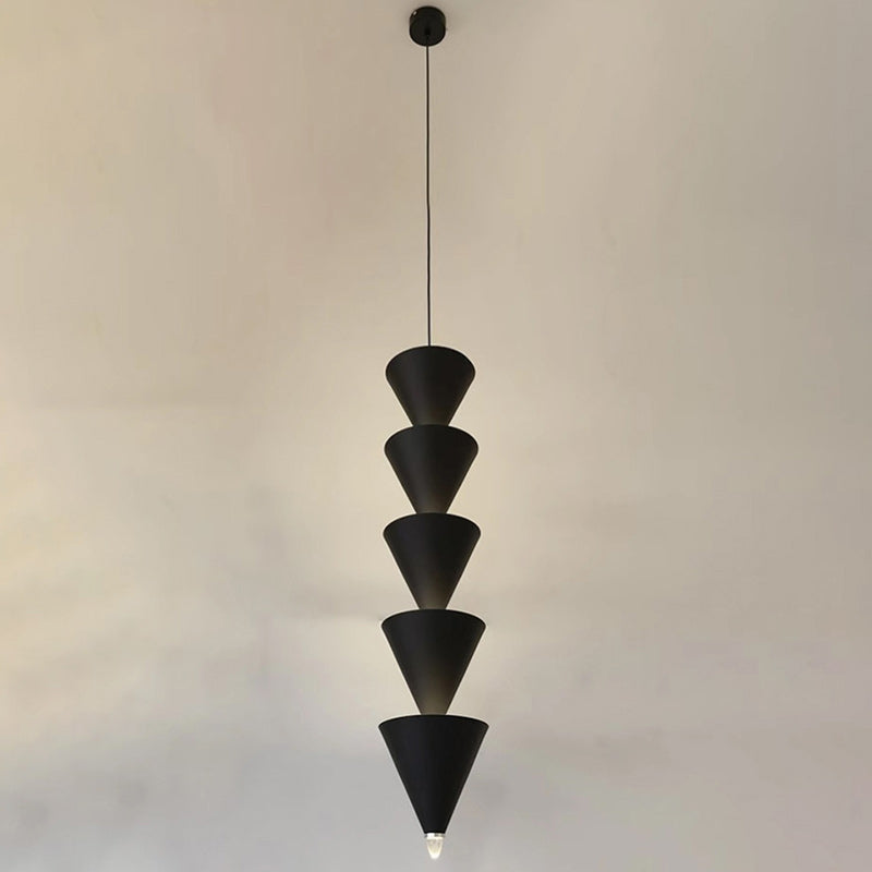 Suspension LED en métal et acrylique en forme de sablier conique nordique contemporain pour chambre et salon 