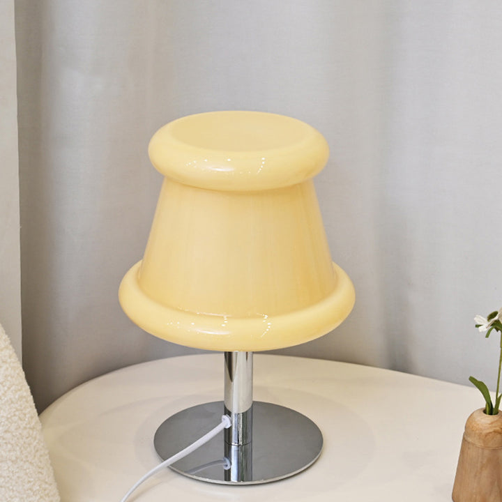 Moderne minimalistische Metall- und Glas-Rund-1-Licht-USB-Tischlampe für Schlafzimmer und Wohnzimmer 