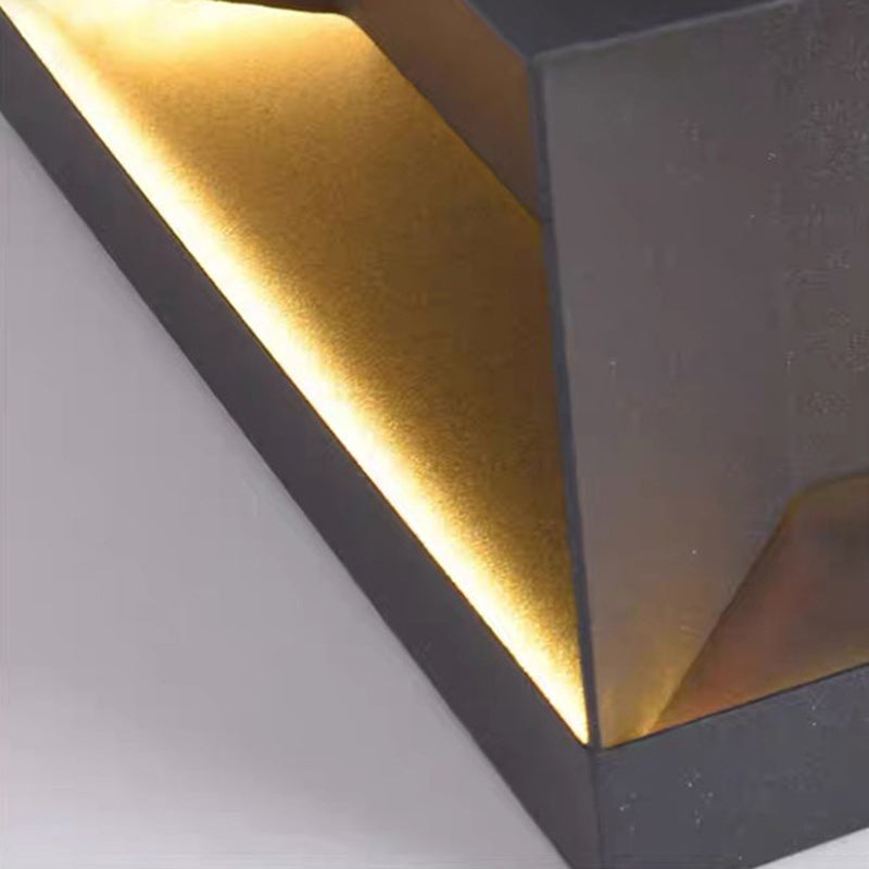 Lumière extérieure LED carrée en acier inoxydable minimaliste moderne avec fonctionnalités solaires et étanches pour jardin, patio, portail 