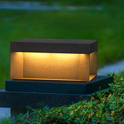 Lumière extérieure LED carrée en acier inoxydable minimaliste moderne avec fonctionnalités solaires et étanches pour jardin, patio, portail 