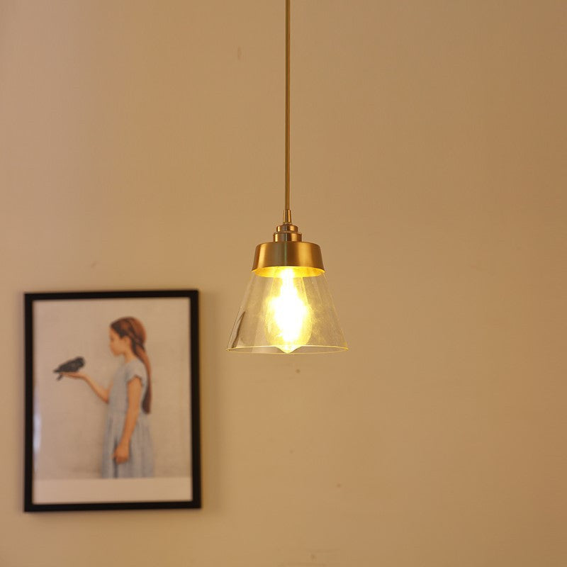 Lámpara colgante cónica de 1 luz de vidrio y latón nórdico contemporáneo para dormitorio, sala de estar y comedor 