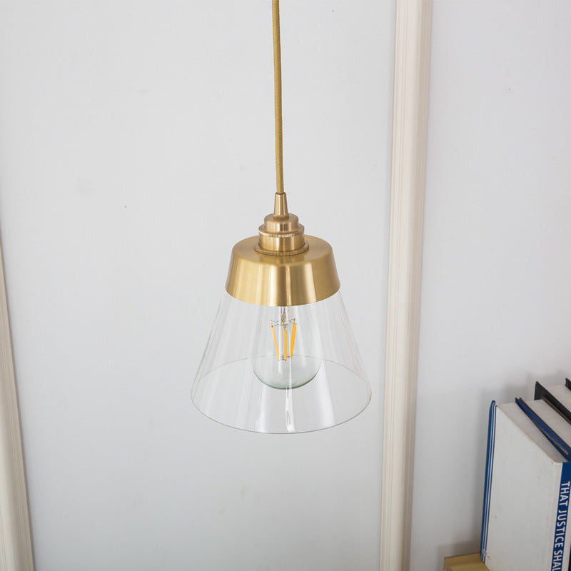 Lámpara colgante cónica de 1 luz de vidrio y latón nórdico contemporáneo para dormitorio, sala de estar y comedor 