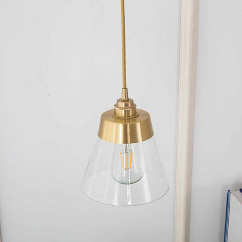 Lámpara colgante cónica de 1 luz de vidrio y latón nórdico contemporáneo para dormitorio, sala de estar y comedor 