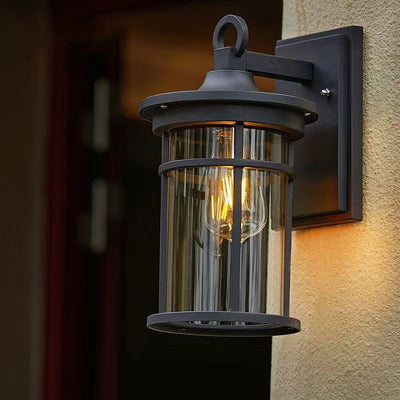 Traditionelle rustikale wasserdichte Wandleuchte aus Aluminiumguss & Glaszylinder mit 1 Licht für Außenbereich, Terrasse & Balkon 