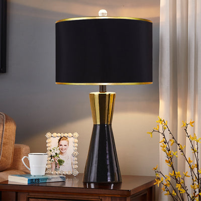 Lampe de table contemporaine nordique en céramique et tissu rond à 1 lumière pour chambre et salon 