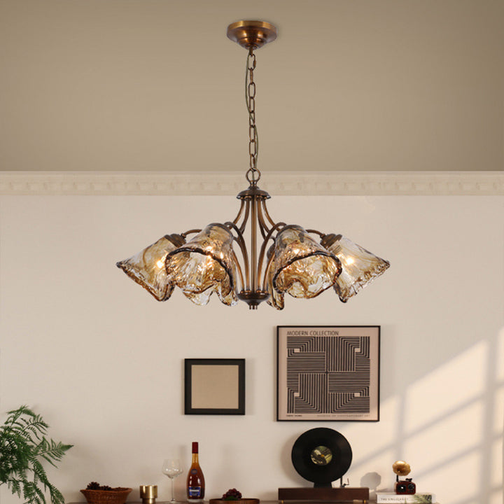 Traditioneller Vintage Kupfer- und Glas-Kegelzweig 6/8-Licht Kronleuchter für Esszimmer, Wohnzimmer und Schlafzimmer 