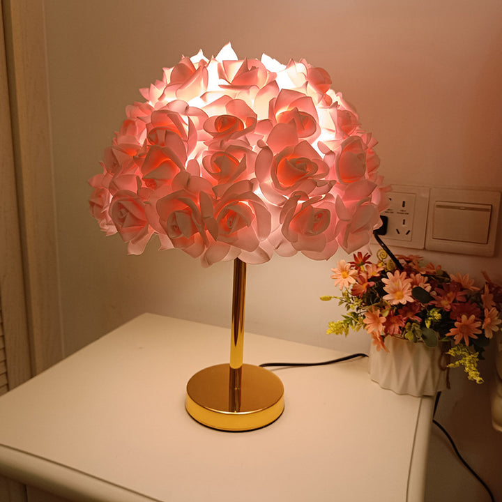 Lampe de table moderne Art Déco en métal et PVC en forme de rose à 1 lumière pour chambre et salon 