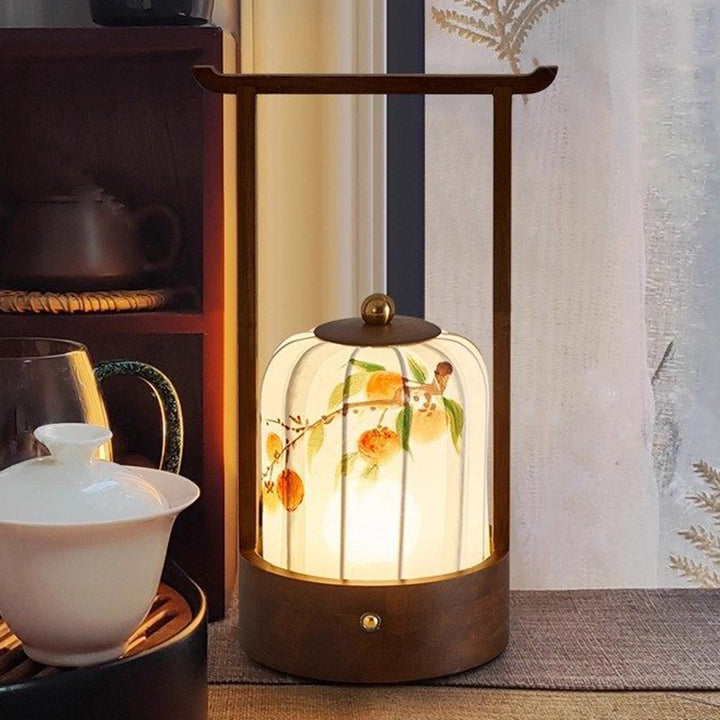 Lámpara de mesa LED con carga USB de tela, madera de roble, forma cilíndrica, diseño tradicional chino de flor de ciruelo, hojas de bambú y caqui, para salón y dormitorio 