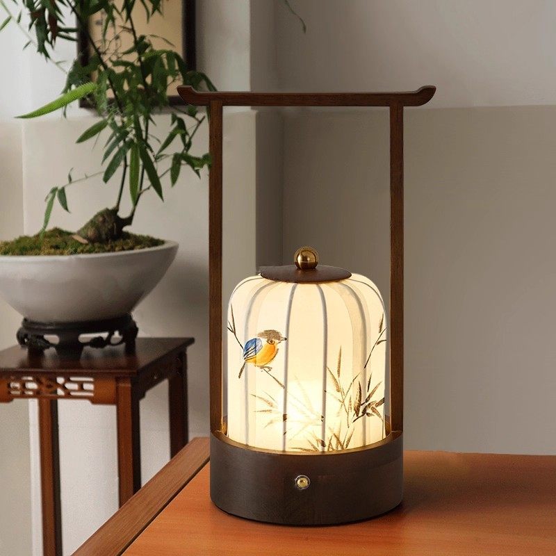 Lámpara de mesa LED con carga USB de tela, madera de roble, forma cilíndrica, diseño tradicional chino de flor de ciruelo, hojas de bambú y caqui, para salón y dormitorio 