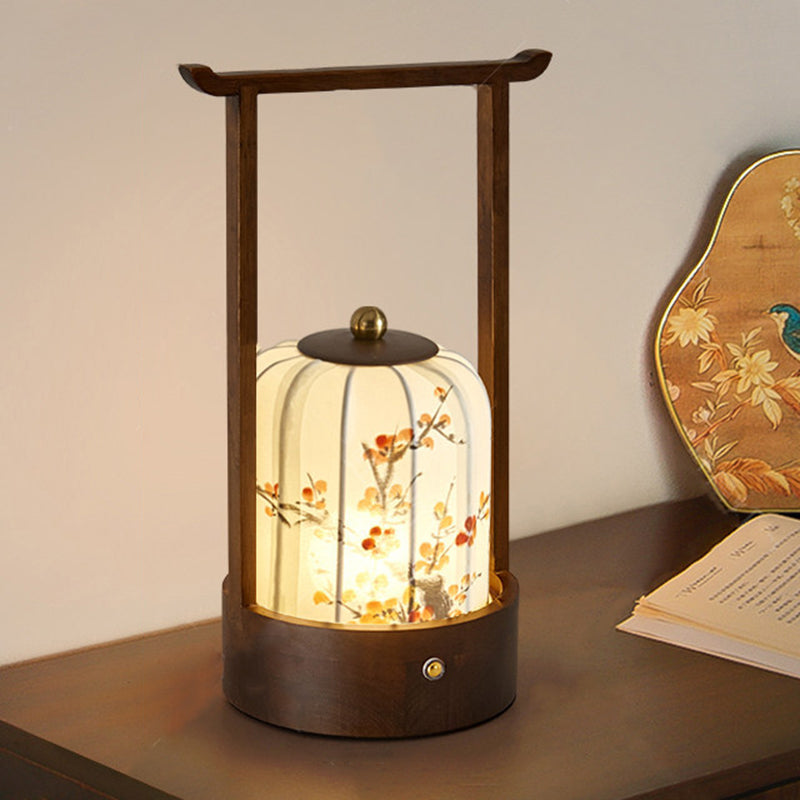 Lámpara de mesa LED con carga USB de tela, madera de roble, forma cilíndrica, diseño tradicional chino de flor de ciruelo, hojas de bambú y caqui, para salón y dormitorio 