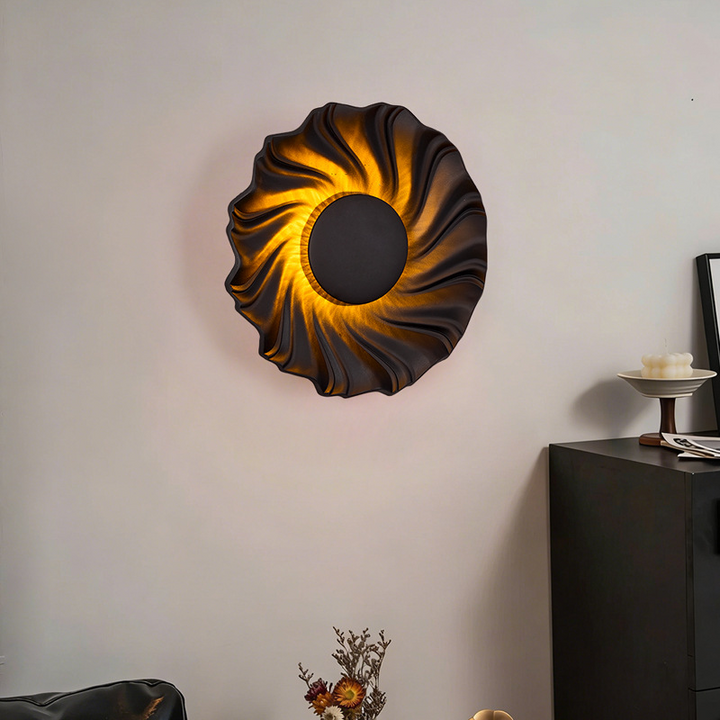 Modern Art Deco Resin Swirl-Shaped LED Wall Sconce Lamp For Living Room