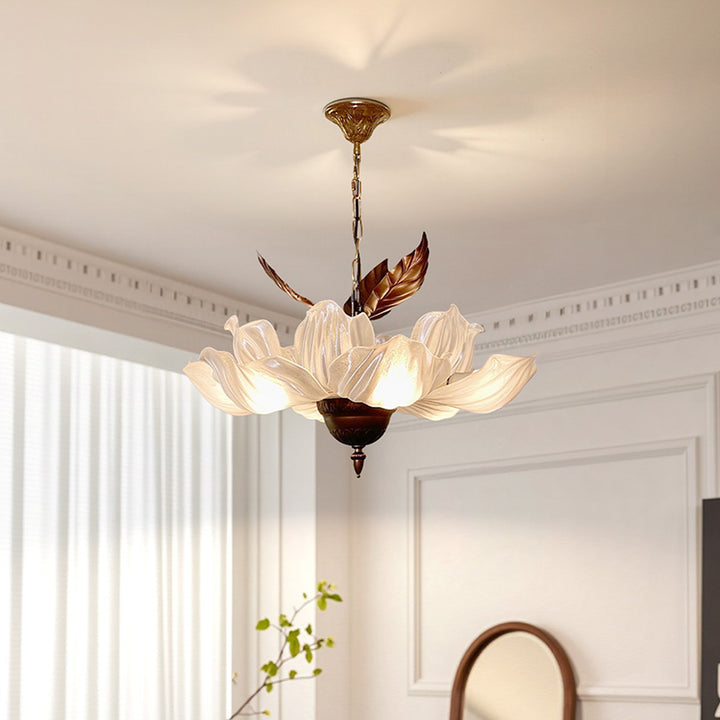 Lámpara colgante de 6 luces con pétalos de acrílico y metal de estilo francés tradicional para sala de estar y comedor 