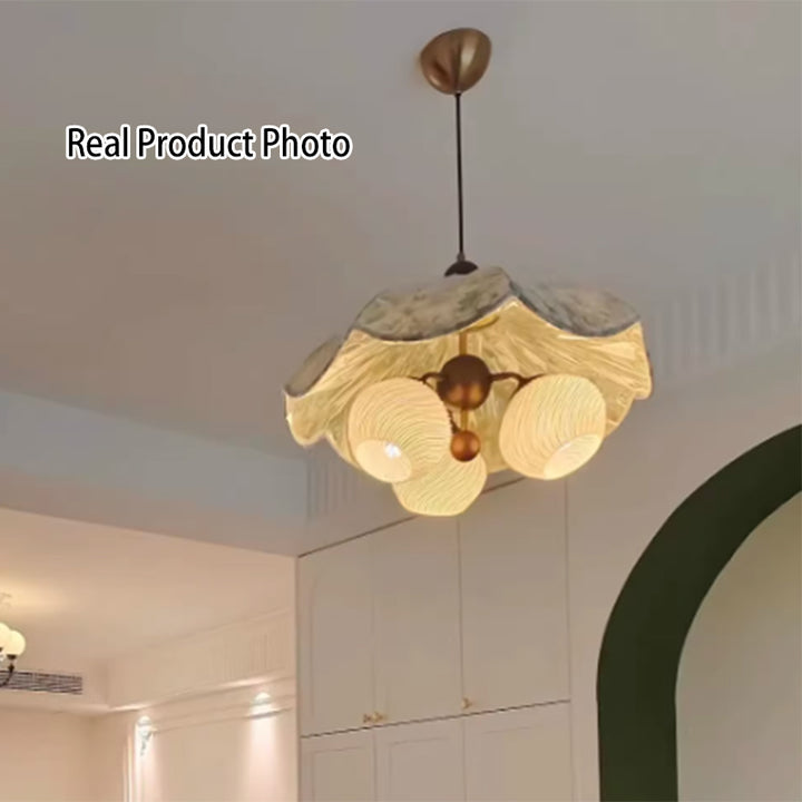 Traditional French Solid Wood Iron Fabric PLA Flower-Shaped 3-Light Pendant Light For Living Room