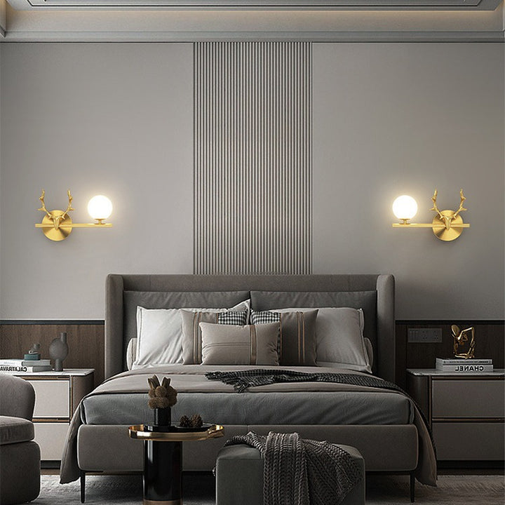 Applique murale 1 lumière en verre créatif contemporain et cuivre en forme de bois de cerf pour chambre et salon 