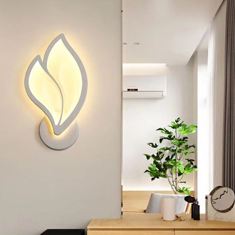 Modern Art Deco Acrylic Aluminum Iron Petal LED Wall Sconce Lamp For Bedroom &amp; Living Room