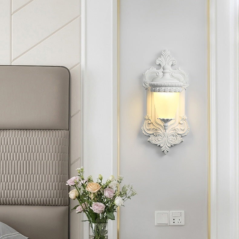Applique murale 1 lumière en résine, verre, métal et coquille sculptée de style vintage traditionnel pour chambre et salon 