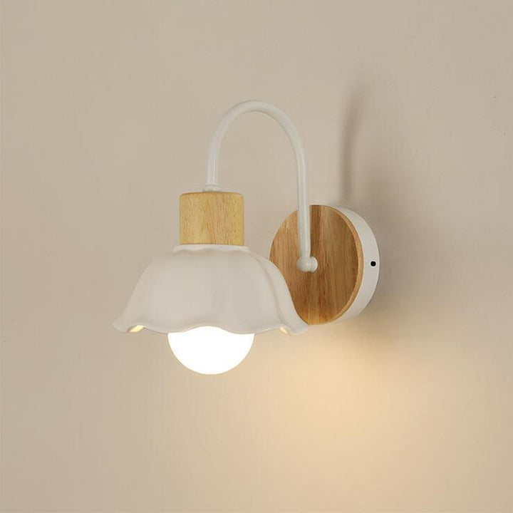 Lámpara de aplique de pared de 1 luz redonda de flores de vidrio cerámico acrílico escandinavo contemporáneo para dormitorio y sala de estar 