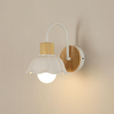 Lámpara de aplique de pared de 1 luz redonda de flores de vidrio cerámico acrílico escandinavo contemporáneo para dormitorio y sala de estar 