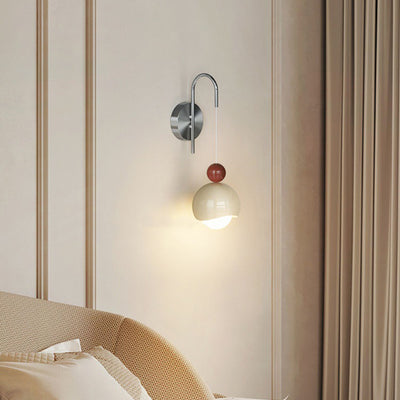 Lámpara de pared LED con forma de calabaza de hierro PE escandinavo contemporáneo para dormitorio y sala de estar 