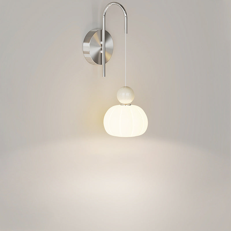 Lámpara de pared LED con forma de calabaza de hierro PE escandinavo contemporáneo para dormitorio y sala de estar 