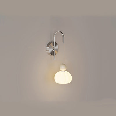 Lámpara de pared LED con forma de calabaza de hierro PE escandinavo contemporáneo para dormitorio y sala de estar 