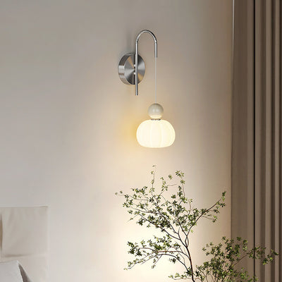 Lámpara de pared LED con forma de calabaza de hierro PE escandinavo contemporáneo para dormitorio y sala de estar 