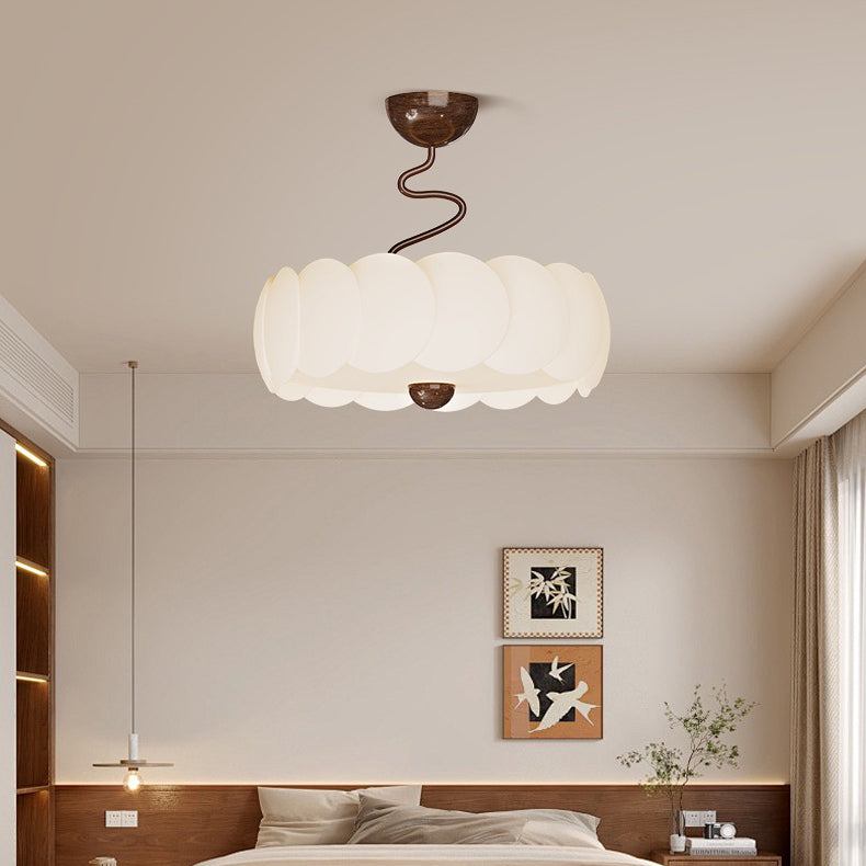 Moderne minimalistische PE-Eisen gebogene runde LED-Deckenleuchte für Schlafzimmer und Wohnzimmer 