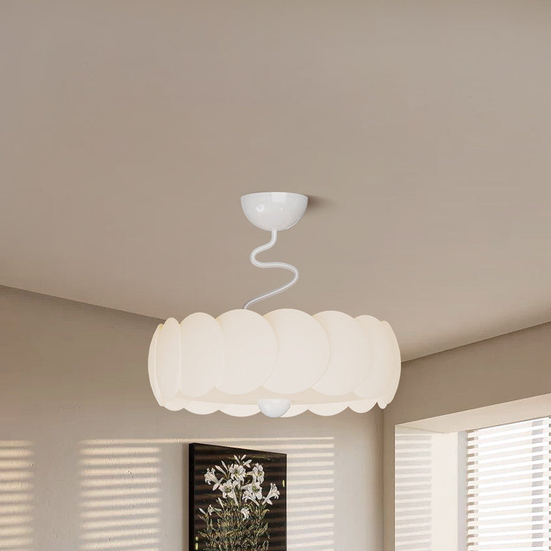 Moderne minimalistische PE-Eisen gebogene runde LED-Deckenleuchte für Schlafzimmer und Wohnzimmer 
