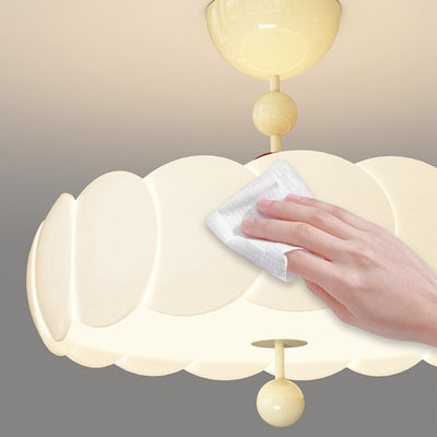 Zeitgenössische skandinavische PE Eisen Cremefarbene Gewellte Kürbis Runde LED Halbeinbau-Deckenleuchte für Schlafzimmer & Wohnzimmer 