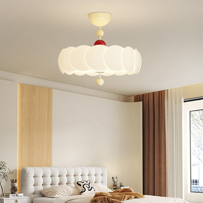 Zeitgenössische skandinavische PE Eisen Cremefarbene Gewellte Kürbis Runde LED Halbeinbau-Deckenleuchte für Schlafzimmer & Wohnzimmer 