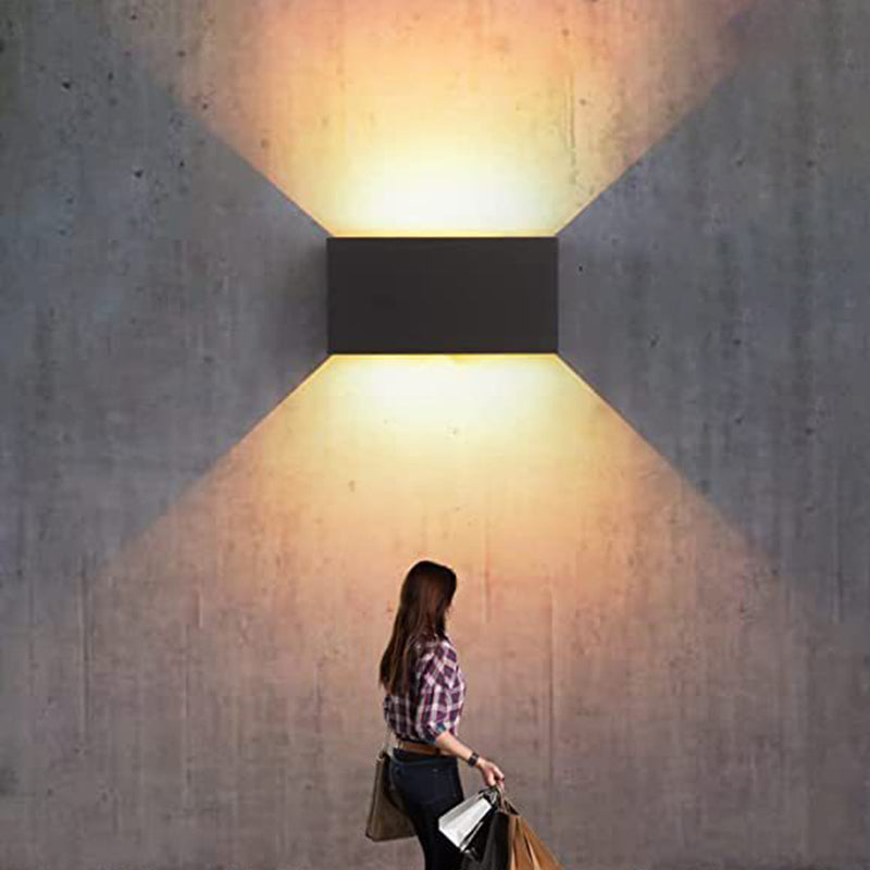 Moderne minimalistische rechteckige LED-Wandleuchte aus Aluminium für den Außenbereich 