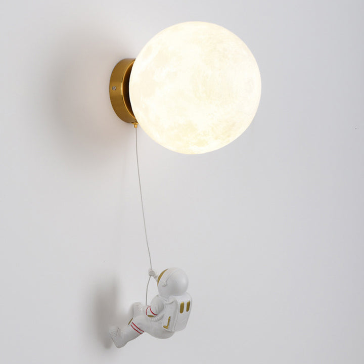 Moderne Art Deco PLA Harz Eisen Astronaut Planet Design 1-Licht Wandleuchte für Schlafzimmer &amp; Wohnzimmer 