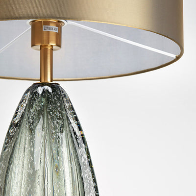 Zeitgenössische skandinavische Stoff Metall Kristall Oval Runde 1-Licht Tischlampe für das Schlafzimmer 