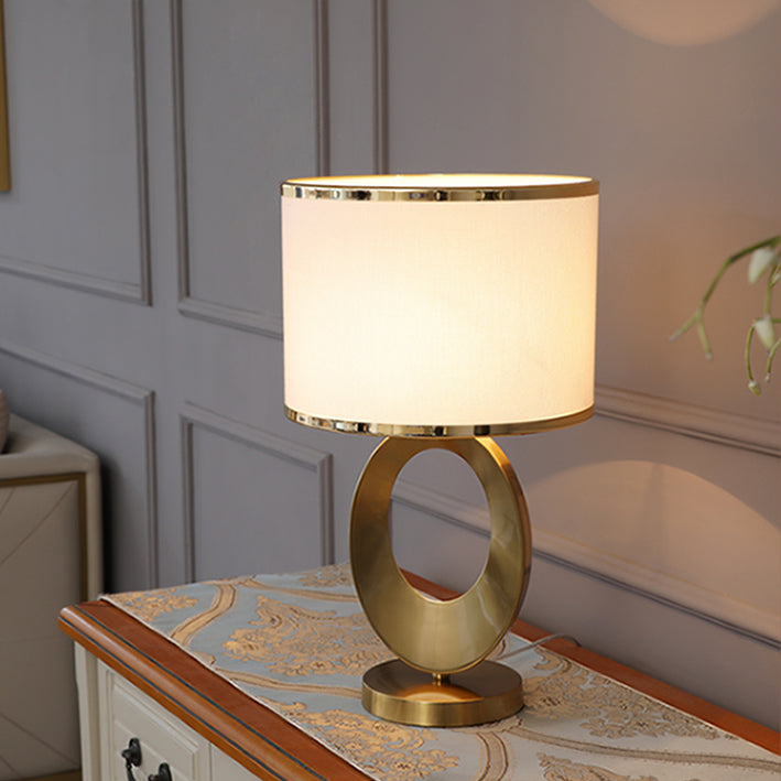Zeitgenössische kreative Stoff-Metall-Rundring-1-Licht-Tischlampe für Schlafzimmer & Wohnzimmer 