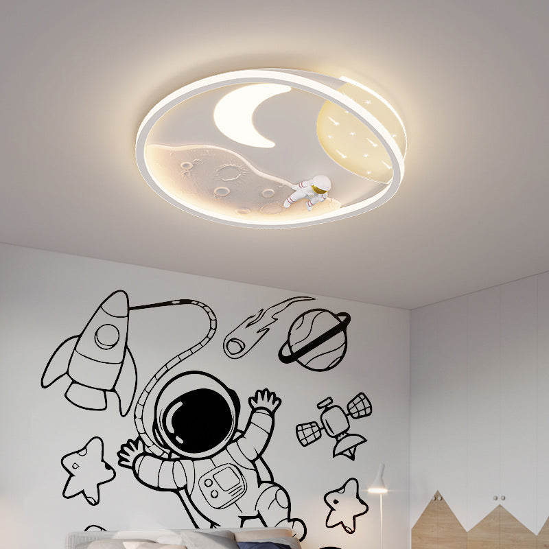 モダンアールデコアクリル樹脂鉄プラネットアストロノートラウンドLEDフラッシュマウントシーリングライト、ベッドルーム＆リビングルーム用 