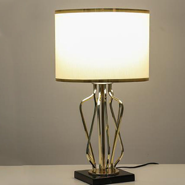 Zeitgenössische kreative Stoff-Metall-Marmor-Gebogene runde 1-Licht-Tischlampe für das Schlafzimmer 