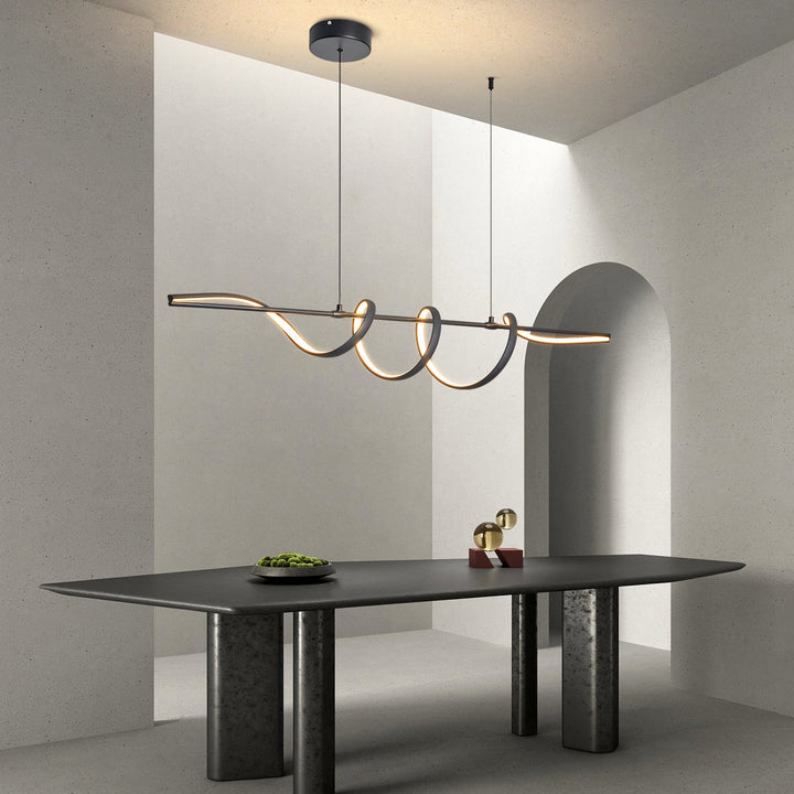 Zeitgenössischer kreativer Aluminium-PVC-gebogener linearer LED-Kronleuchter-Insel-Licht für das Esszimmer 