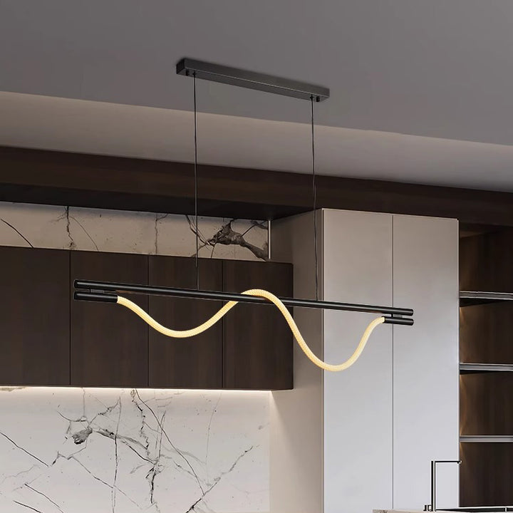 Zeitgenössisches Kreatives Geflochtenes Silikon Kupfer Gebogenes Lineares LED-Kronleuchter-Insellicht für das Esszimmer 