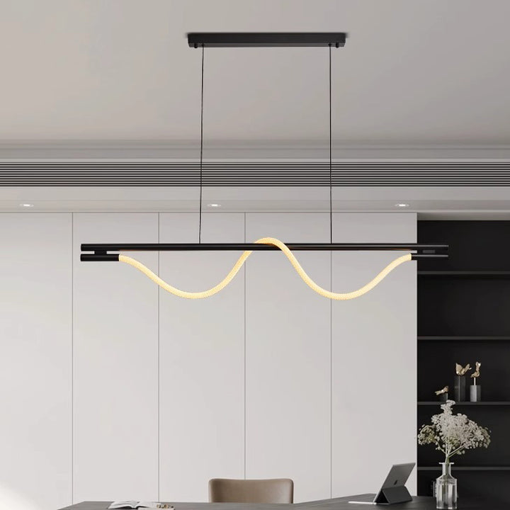 Zeitgenössisches Kreatives Geflochtenes Silikon Kupfer Gebogenes Lineares LED-Kronleuchter-Insellicht für das Esszimmer 