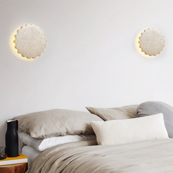 Applique murale LED florale ondulée en travertin beige japonais traditionnel pour chambre 