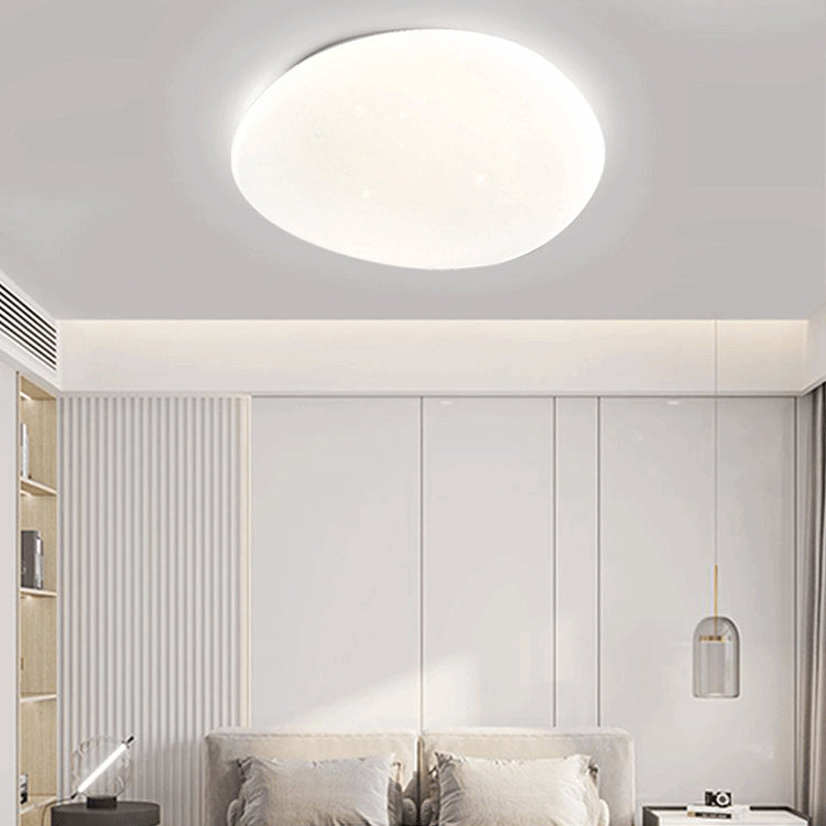Plafonnier LED moderne minimaliste en métal et acrylique en forme de galet pour chambre 