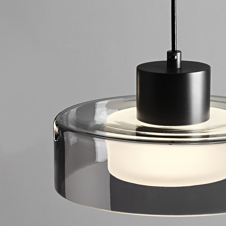 Moderne minimalistische Pendelleuchte aus Messing, Acryl und Glas in runder Zylinderform mit LED für Schlafzimmer und Wohnzimmer 