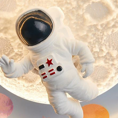 モダンアールデコキッズシリコン樹脂鉄製宇宙飛行士惑星型ラウンドLEDフラッシュマウント天井灯ベッドルーム用 