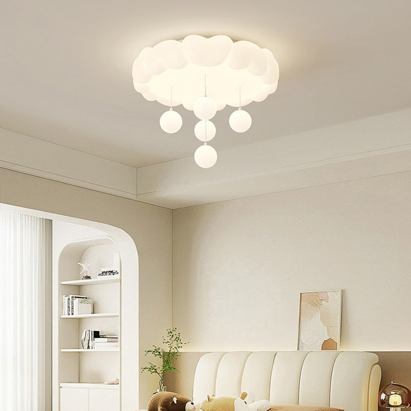 Art déco moderne pour enfants Fer PE Plafonnier LED rond en forme de cœur pour chambre à coucher 